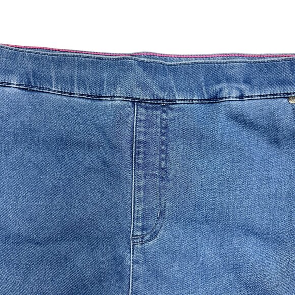 Isaac Mizrah Live! Divine Denim Bootcut Jeans (26W) - Picture 5 of 10